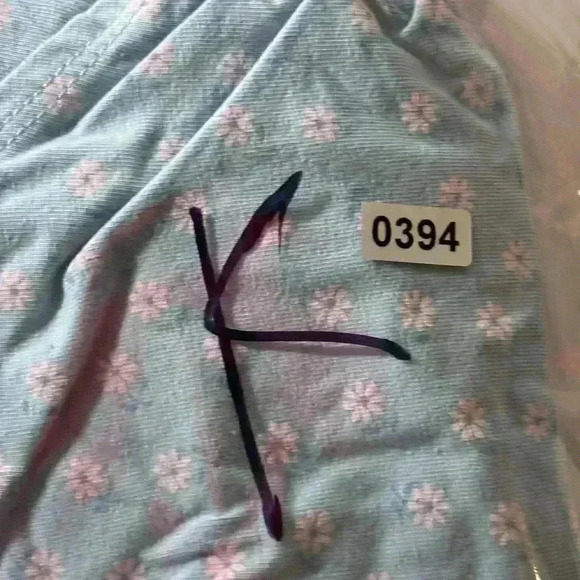 New with tags, womens size medium shirt, #K394 - Picture 6 of 6